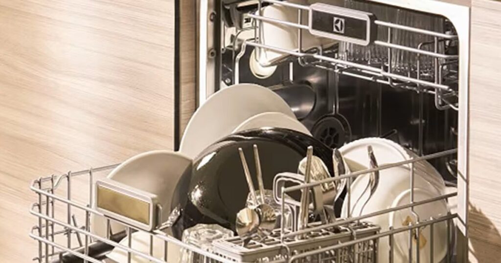 Meningkatkan Efektivitas Dapur dengan Mesin Cuci Piring
